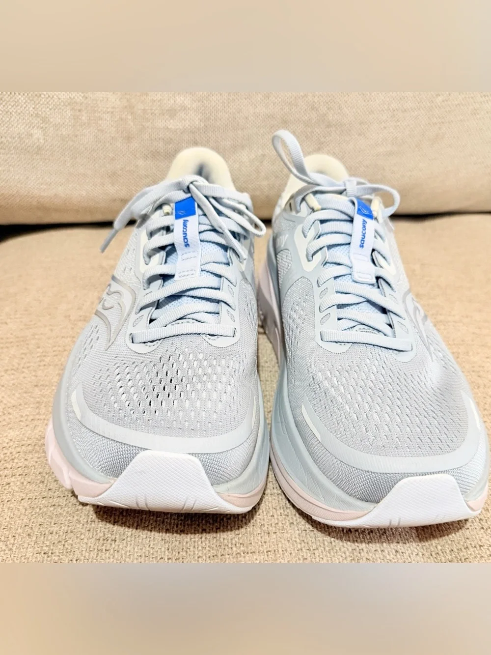 Saucony light pastel